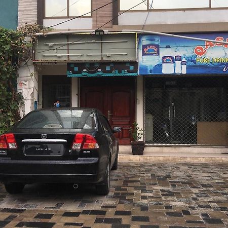 One Bed Studio Apartment Near Shaukat Khanum Лахор Экстерьер фото